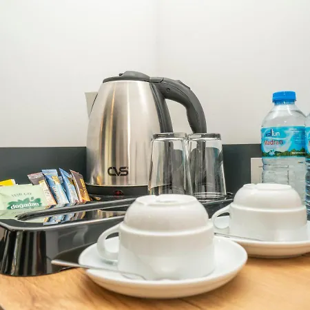 Kensington Bed and Breakfast Μαρμαρίς