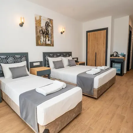 Kensington Bed and Breakfast Μαρμαρίς